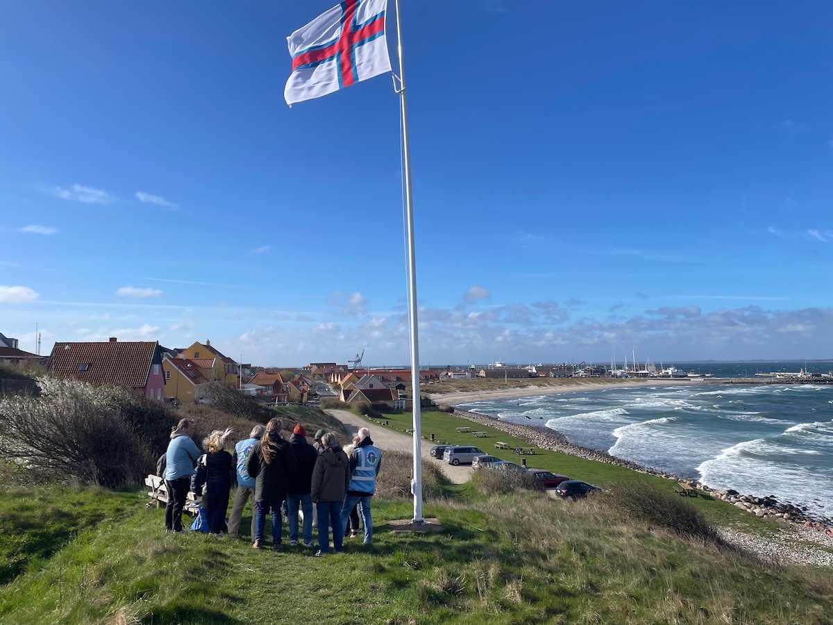 færøernes flag er hejst på skansen 25 april 2026 færøernes flag er hejst på skansen 25 april 2026
