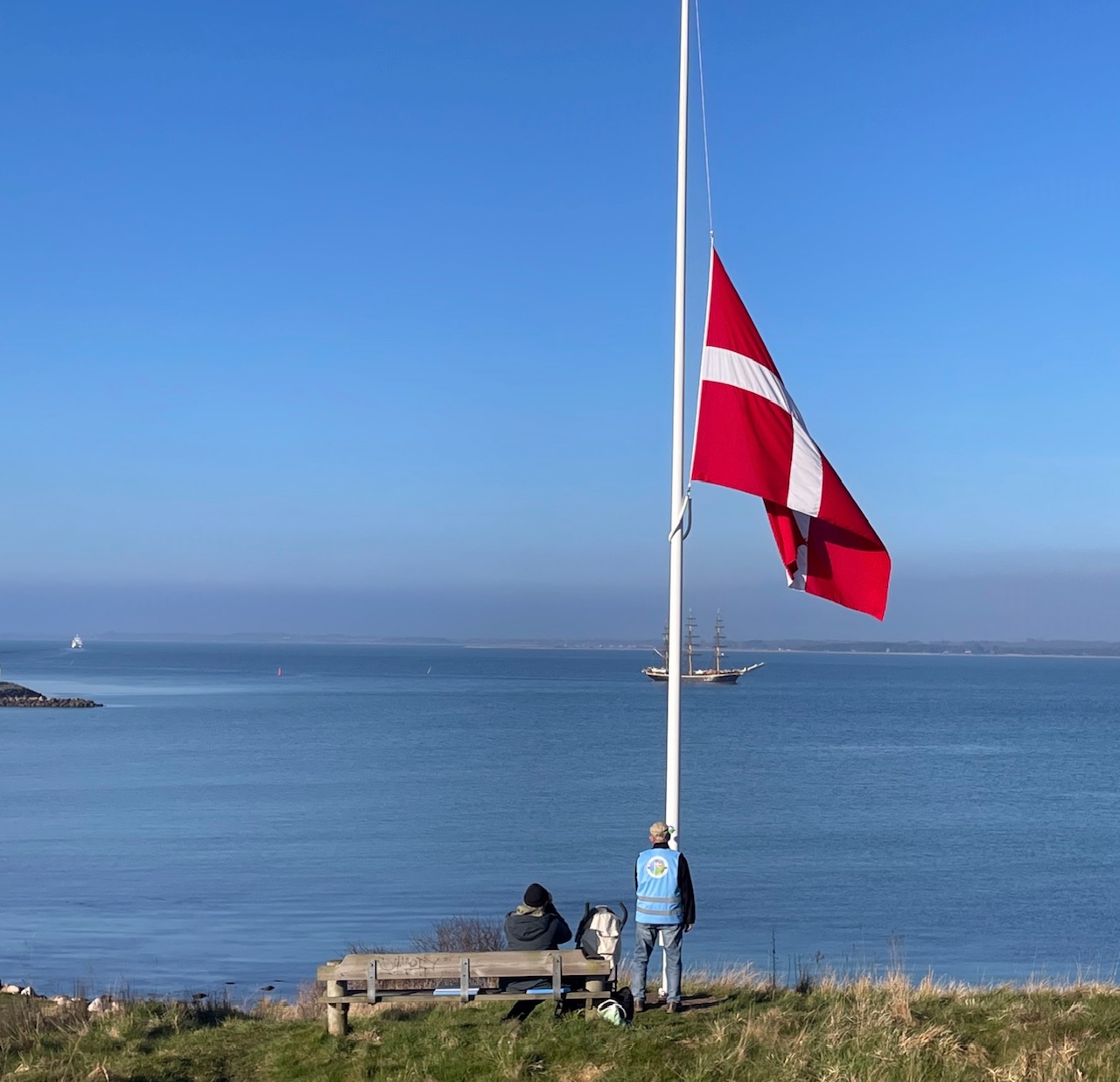 Georg Stage Georg Stage svarer med et trut