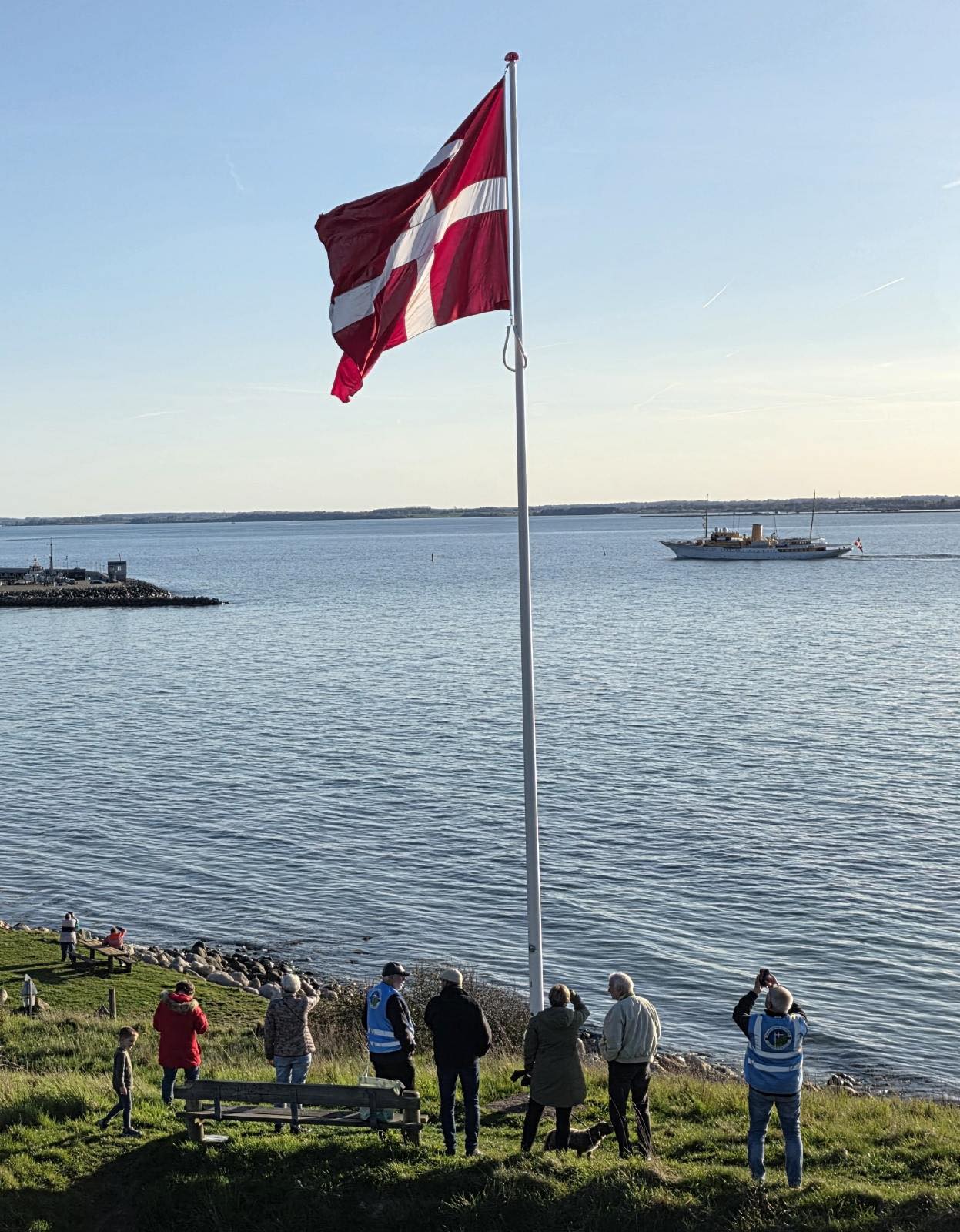 skansens venner hilser på kongeskibet dannebrog 24 april 2026 skansens venner hilser på kongeskibet dannebrog 24 april 2026